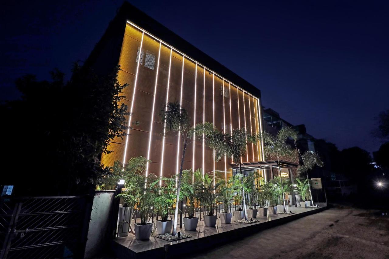 Fabhotel Oasis Yellow Courtyard Bhopal Exterior photo