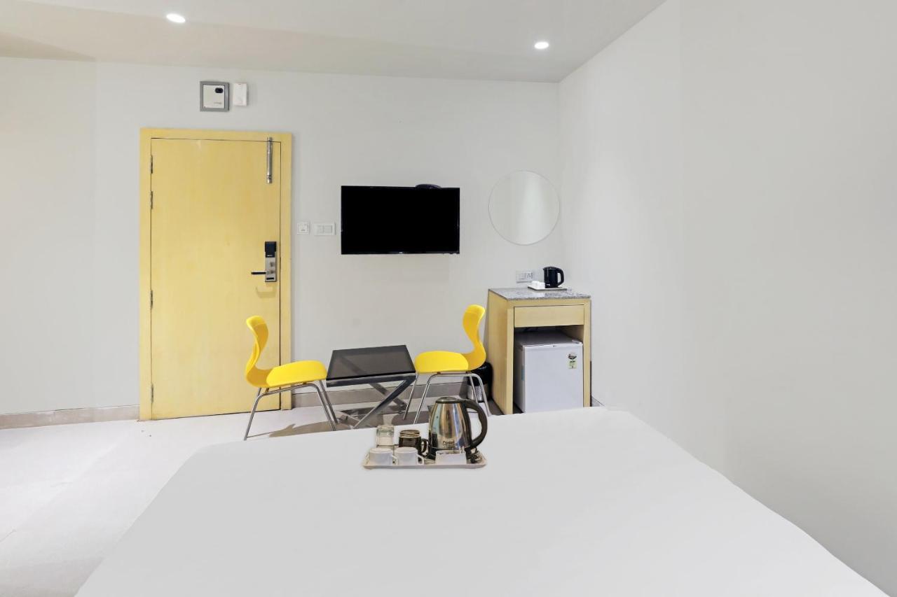 Fabhotel Oasis Yellow Courtyard Bhopal Exterior photo