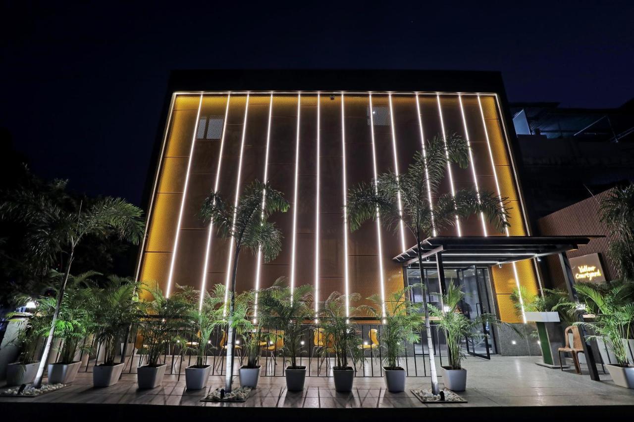 Fabhotel Oasis Yellow Courtyard Bhopal Exterior photo